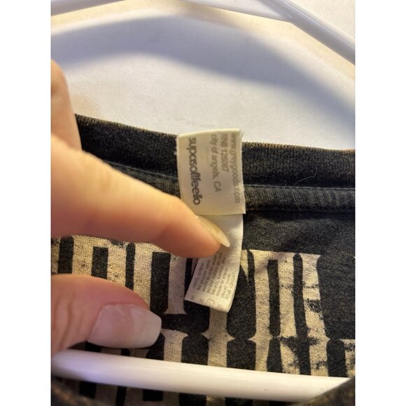 Vintage Y2K Style Edgy Tshirt (men’s large) - Picture 3 of 8